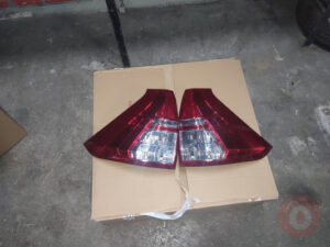 Honda CR-V sağ sol arka stoplar LED’li