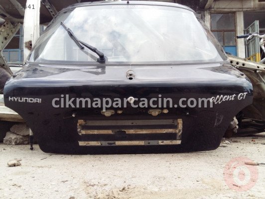Hyundai Accent Bagaj Kapağı çıkma parça