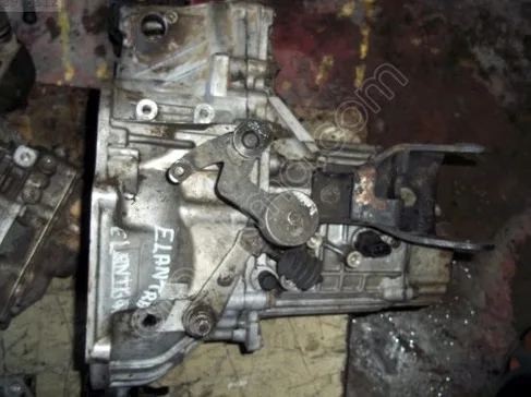 Hyundai 6 Motor Kapağı/Üst Kapak çıkma parça - ÇIKMACI 41 Kocaeli