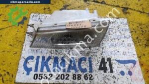 Hyundai Starex Sağ Ön Far Çıkma