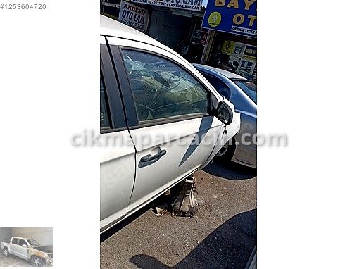 Hyundai i20 Sağ Arka Kapı çıkma parça