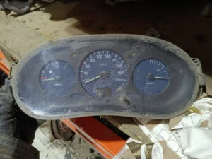 Kangoo gösterge saati 7700436474. son olur fiyat | ÇIKMA PARÇA OEM 7700436474