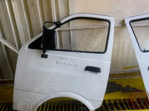 Kia Stonic Sol Ön Kapı çıkma parça - ÇIKMACI 41 Kocaeli