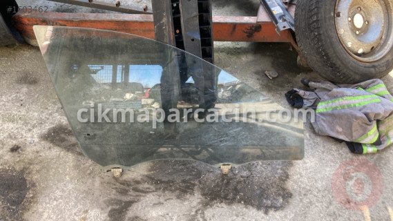 Kia Cerato Sağ Ön Kapı Camı çıkma parça
