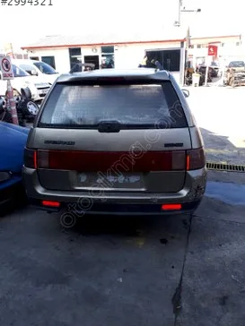 Lada Vega Motor Kapağı/Üst Kapak çıkma parça - ÇIKMACI 41 Kocaeli