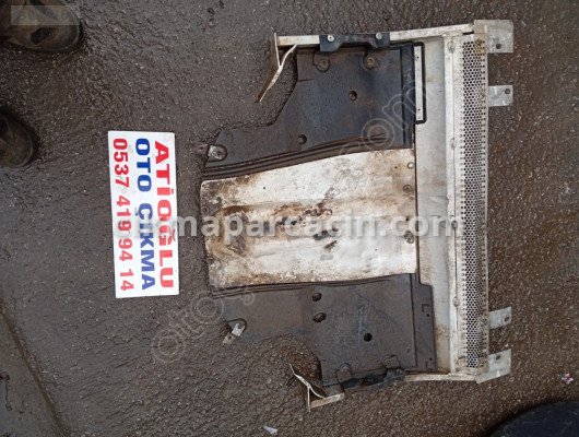 Land Rover Freelander Motor Kapağı/Üst Kapak çıkma parça
