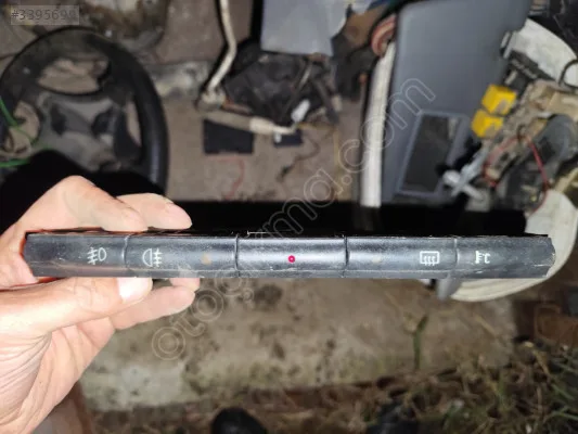 Renault Laguna Anahtar/Kumanda çıkma parça - OTTO CAR ÇIKMA PARÇA Sakarya