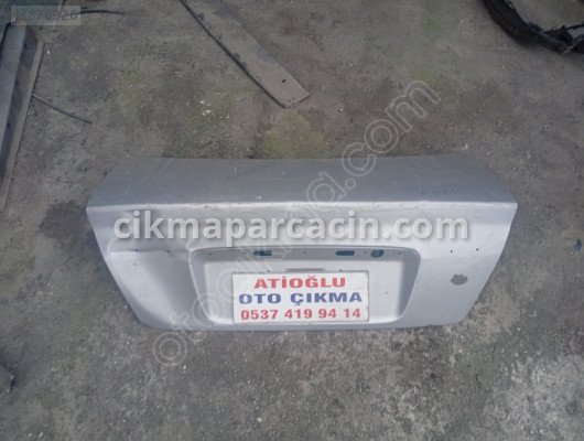 Mazda 323 Bagaj Kapağı çıkma parça