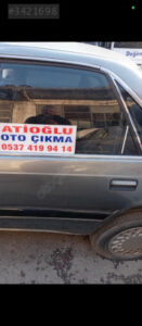 Mazda 626 arka sol kapı kolu dış 1987 -1992