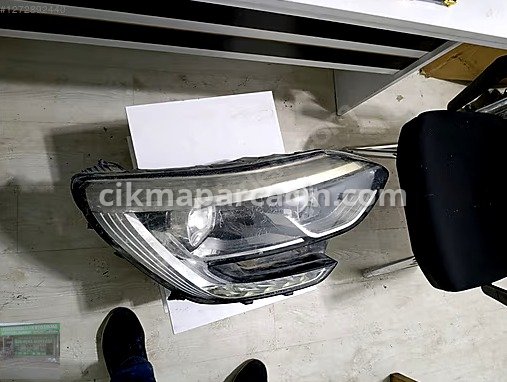 Renault Megane Far (Sağ) çıkma parça