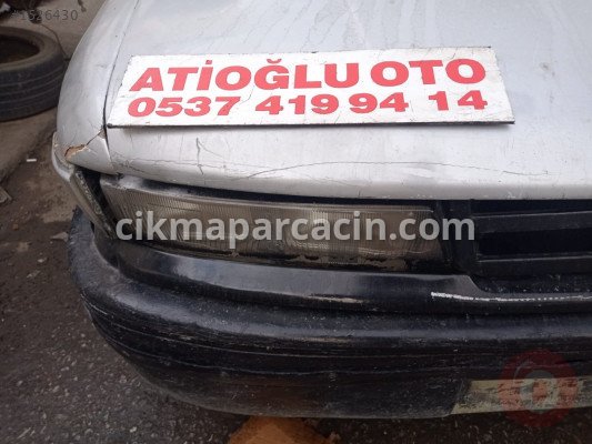 Mitsubishi Galant Sağ Ön Far çıkma parça