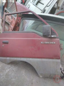 Mitsubishi L300 Ön Sağ Kapı 1989-2009