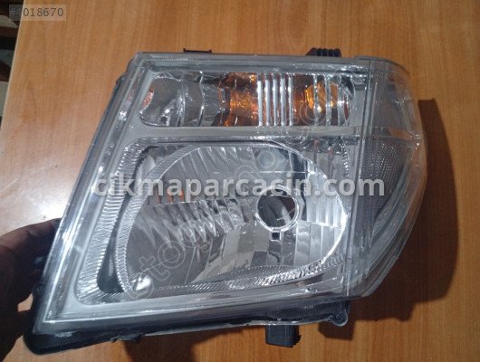 Nissan Navara Far (Sol) çıkma parça