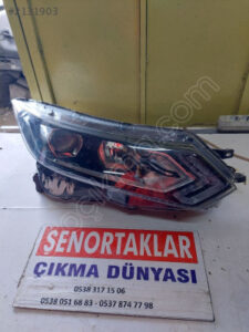 NİSSAN QASHQAI J11 ORİJİNAL SAĞ FAR