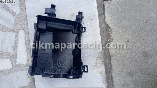 Opel Combo Motor Kapağı/Üst Kapak çıkma parça