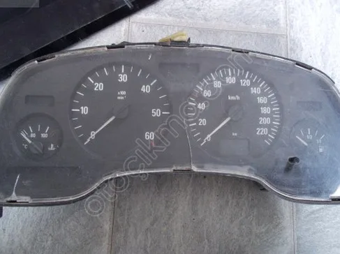 Opel Corsa Gösterge Paneli çıkma parça - ÇIKMACI 41 Kocaeli