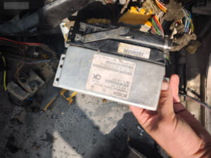 opel omega sanzıman kontrol beynş 260 002 437 | ÇIKMA PARÇA OEM 260002437