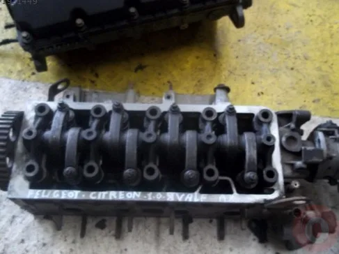 Peugeot 301 Motor Kapağı/Üst Kapak çıkma parça - ÇIKMACI 41 Kocaeli