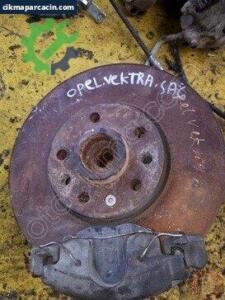 Opel Vectra B Sağ Taşıyıcı Çıkma