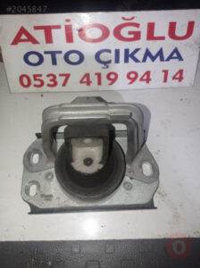 Opel vivaro 2 motor takozu sağ 1.9 DCi 2004 2015