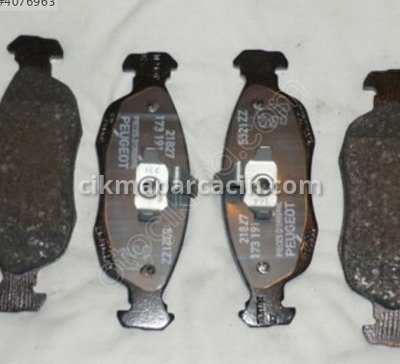 Peugeot 106 Ön Fren Balatası çıkma parça
