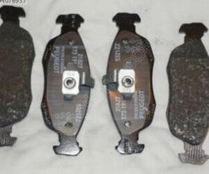 Peugeot 106 ön fren balata takımı 425263 | ÇIKMA PARÇA OEM 425263