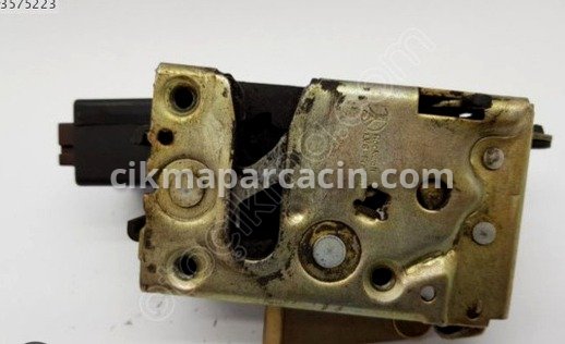 Peugeot 106 Kapı Kilidi çıkma parça