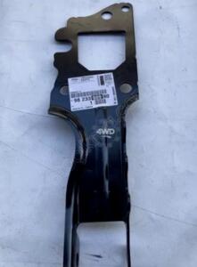 Peugeot 2008 ön şasi kolu ucu sağ 9823398980 | ÇIKMA PARÇA