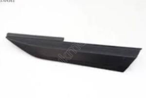 Peugeot 2008 sağ üst çamurluk çitası 98258617xt | ÇIKMA PARÇA