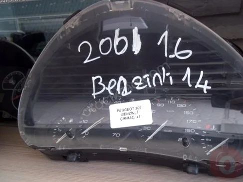 Peugeot 206 Gösterge Saati çıkma parça - ÇIKMACI 41 Kocaeli