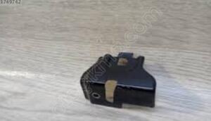 Peugeot 208 ön tampon mesnedi sağ 9842473780 | ÇIKMA PARÇA