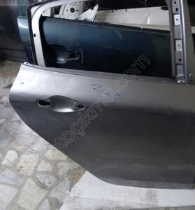 Peugeot 208 sağ arka kapı 2016-2020 | ÇIKMA PARÇA