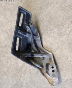 Peugeot 208 sağ ön çamurluk braketi 9823212980 DKN | ÇIKMA PARÇA