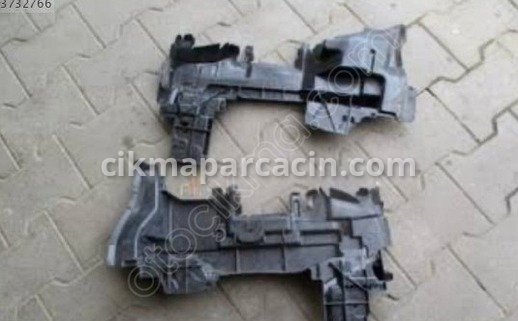 Peugeot 208 Ön Panjur / Izgara çıkma parça
