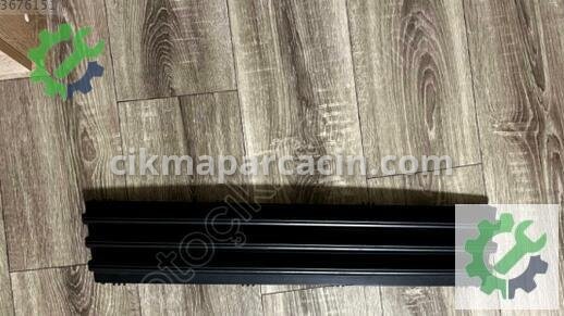 Peugeot 301 Motor Kapağı/Üst Kapak çıkma parça