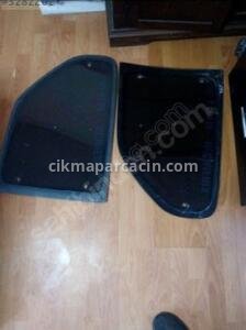 Peugeot 306 arka kelebek camı sağ sol | ÇIKMA PARÇA