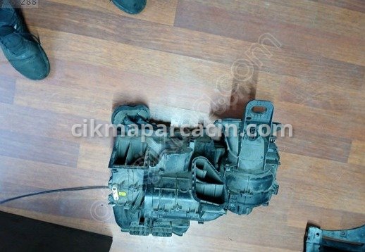 Peugeot 306 Kalorifer Radyatörü çıkma parça