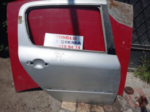 Peugeot 307 Arka Sağ Kapı 2001-2006