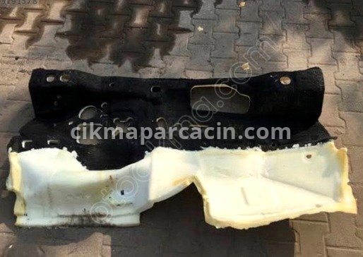 Peugeot 308 Ön Panjur / Izgara çıkma parça