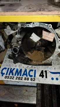 Peugeot Partner Otomatik Şanzıman çıkma parça - ÇIKMACI 41 Kocaeli