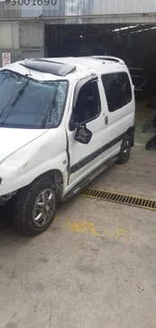 Peugeot Partner Turbo çıkma parça - ÇIKMACI 41 Kocaeli