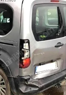 Peugeot Rifter Koltuk Başlığı çıkma parça - CAN SANAYİ YEDEK PARÇA İstanbul