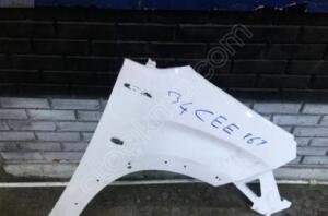 Peugeot rifter sağ ön çamurluk 9816883580 | ÇIKMA PARÇA