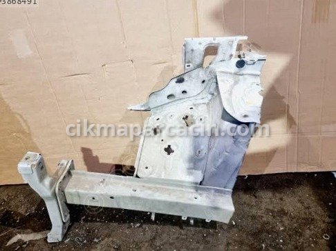 Peugeot Rifter Motor Kapağı/Üst Kapak çıkma parça