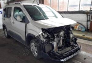 Peugeot Rifter vites kutusu mesnedi 9674384780 | ÇIKMA PARÇA