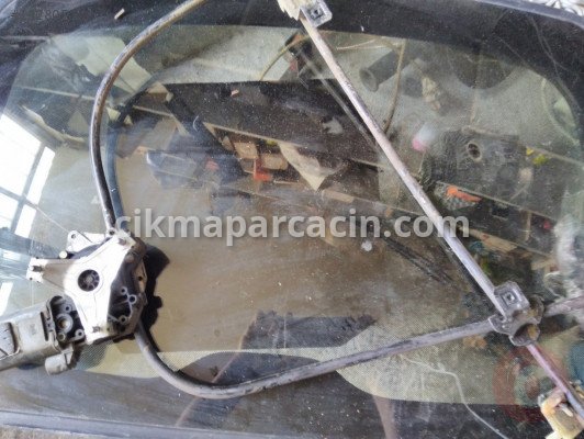 Renault Kadjar Cam Krikosu çıkma parça