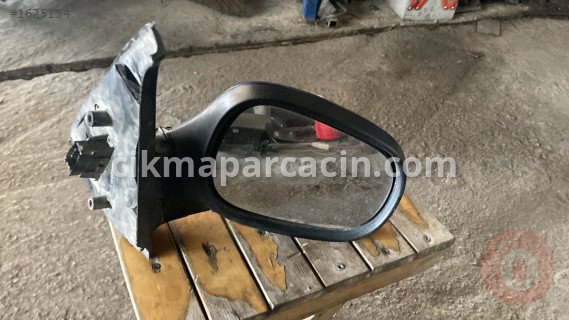 Renault Clio Multimedya / Teyp çıkma parça