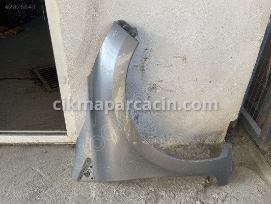 Renault Clio Çamurluk (Ön) çıkma parça