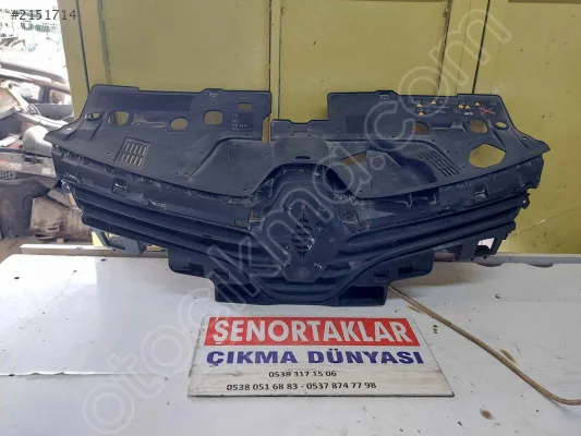 Renault Clio Ön Panjur / Izgara çıkma parça