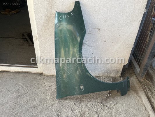 Renault Clio Çamurluk (Ön) çıkma parça